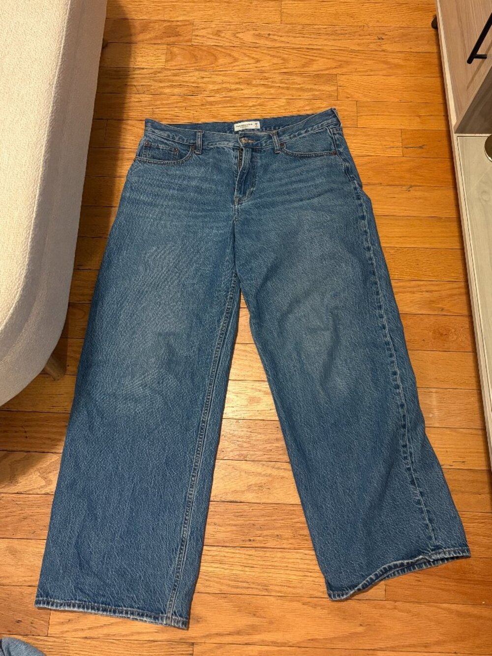 Abercrombie Curve Love Low Rise Ultra Loose Jean